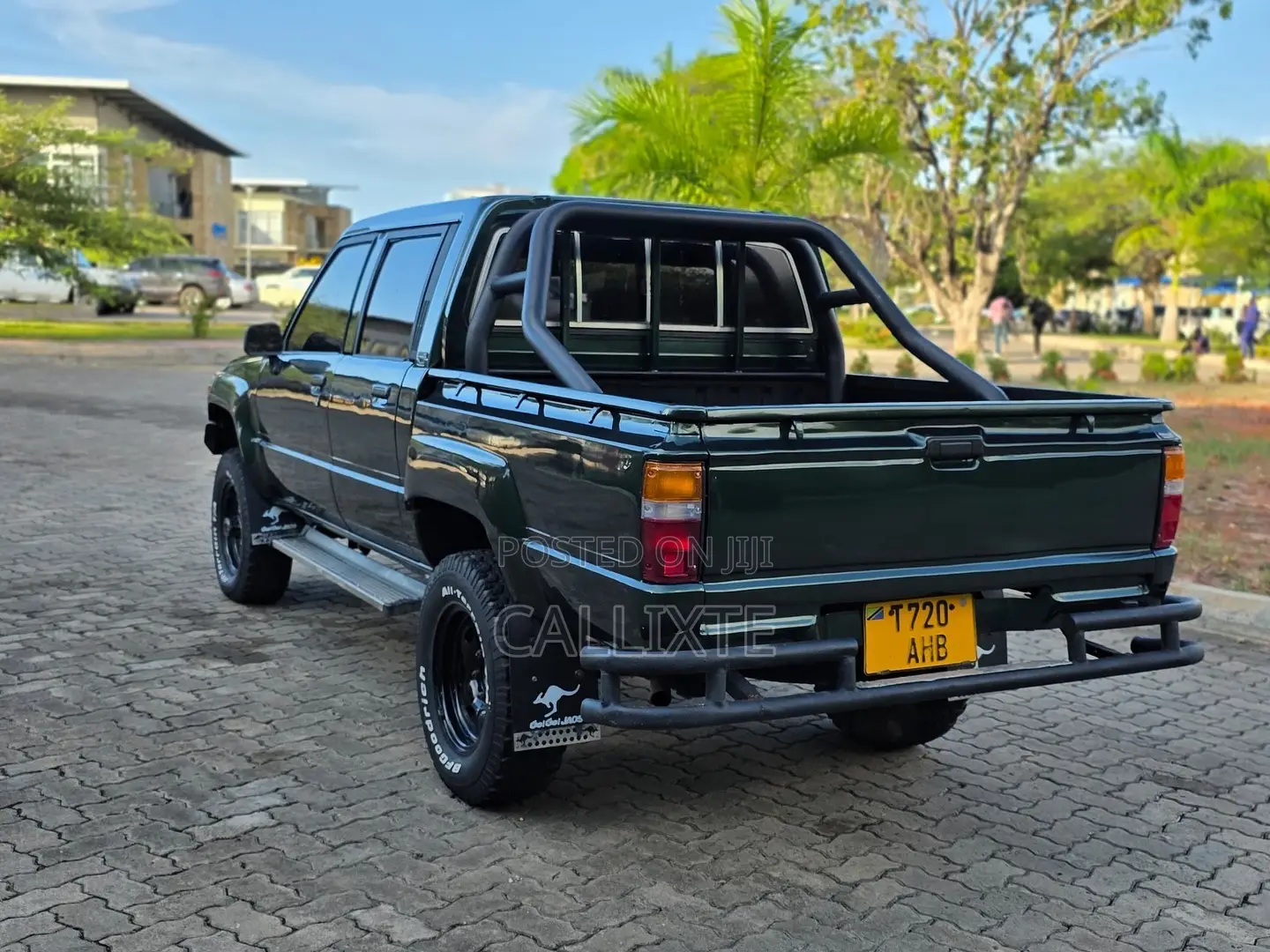 Toyota Hilux Double Cabin