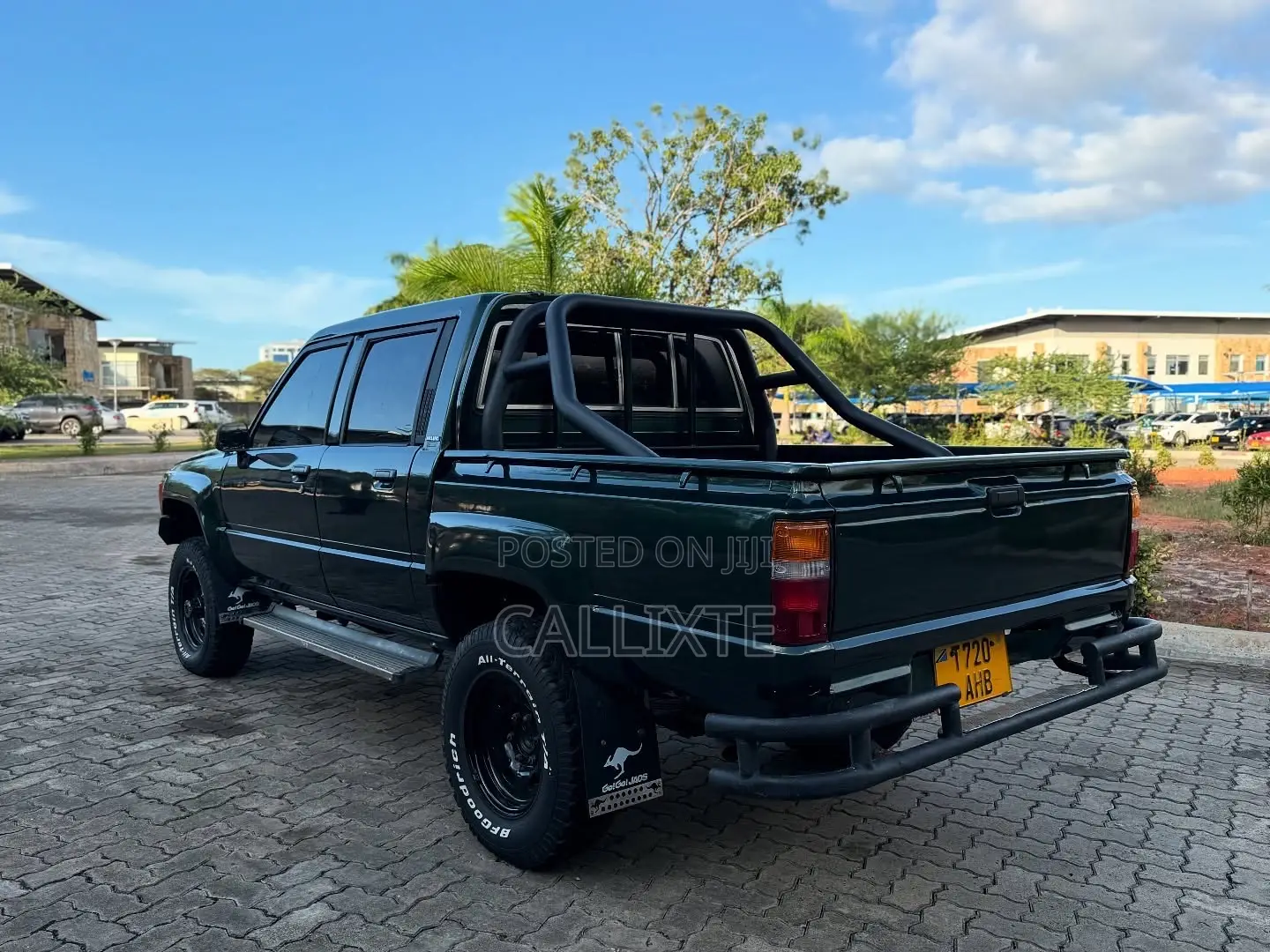 Toyota Hilux Double Cabin