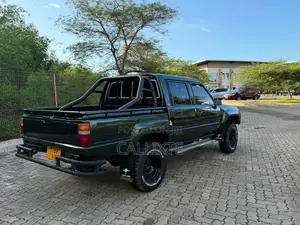 Toyota Hilux Double Cabin