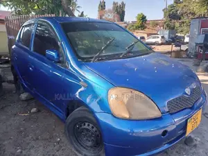 Toyota Vitz 2002 Blue