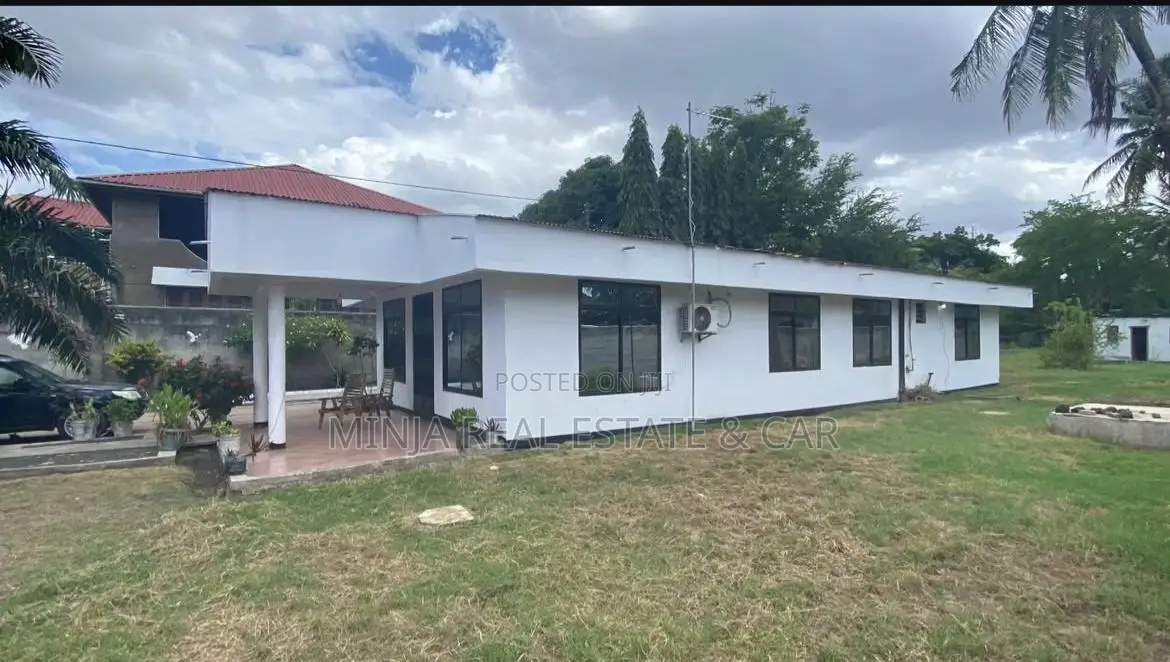 3bdrm House in Mikocheni for sale