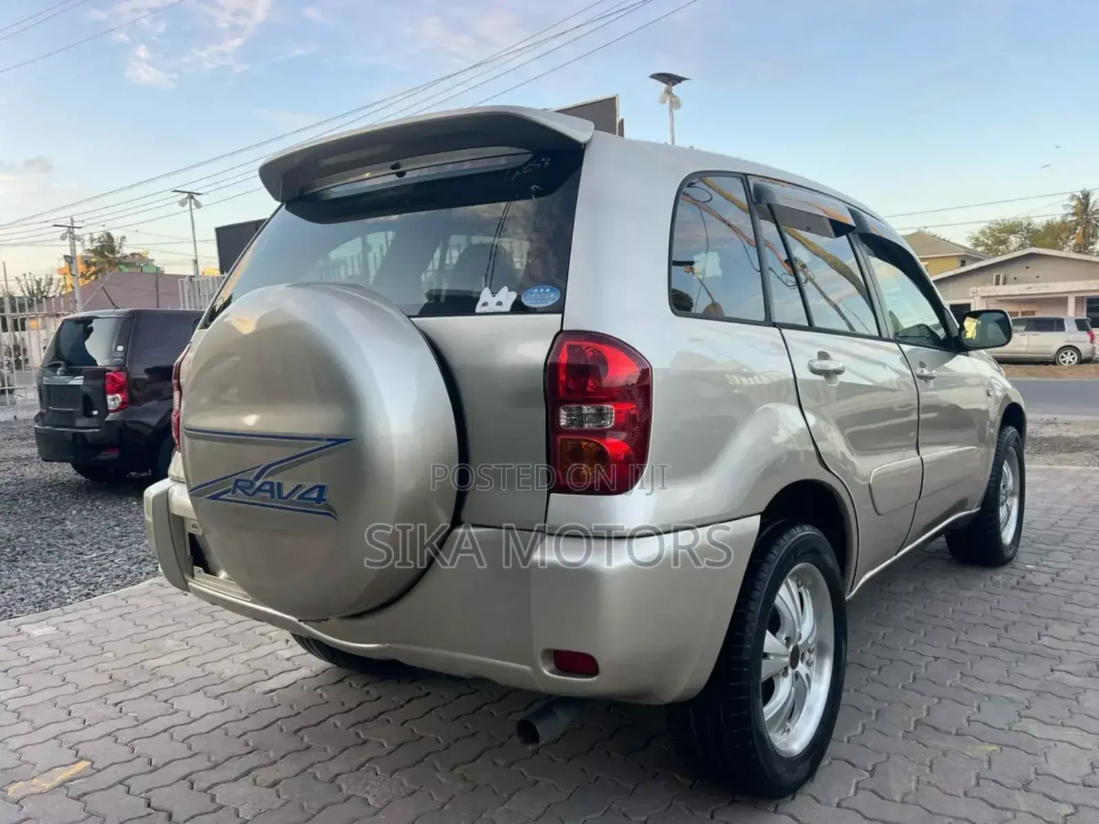 Toyota RAV4 2008 Gold