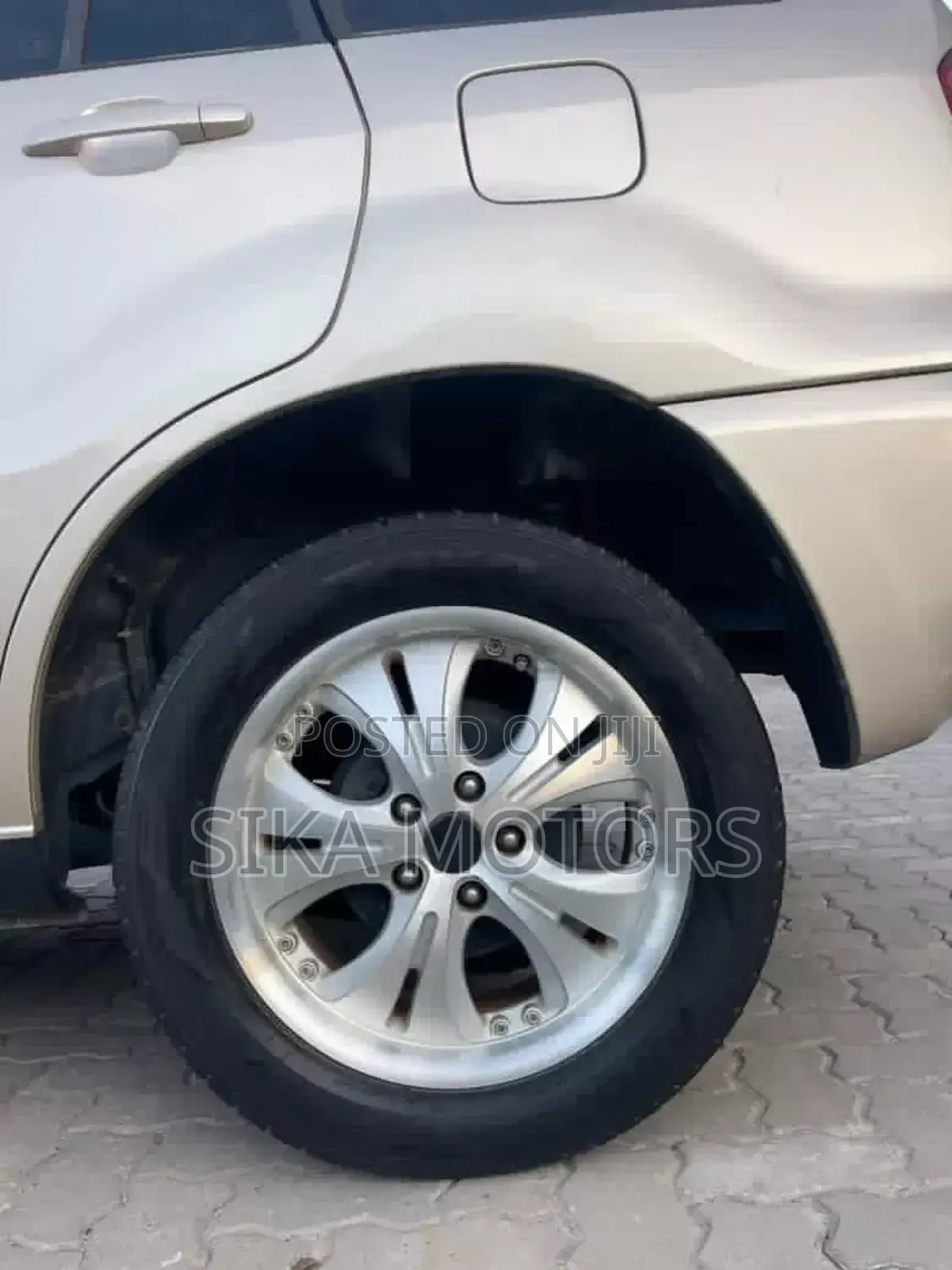 Toyota RAV4 2008 Gold