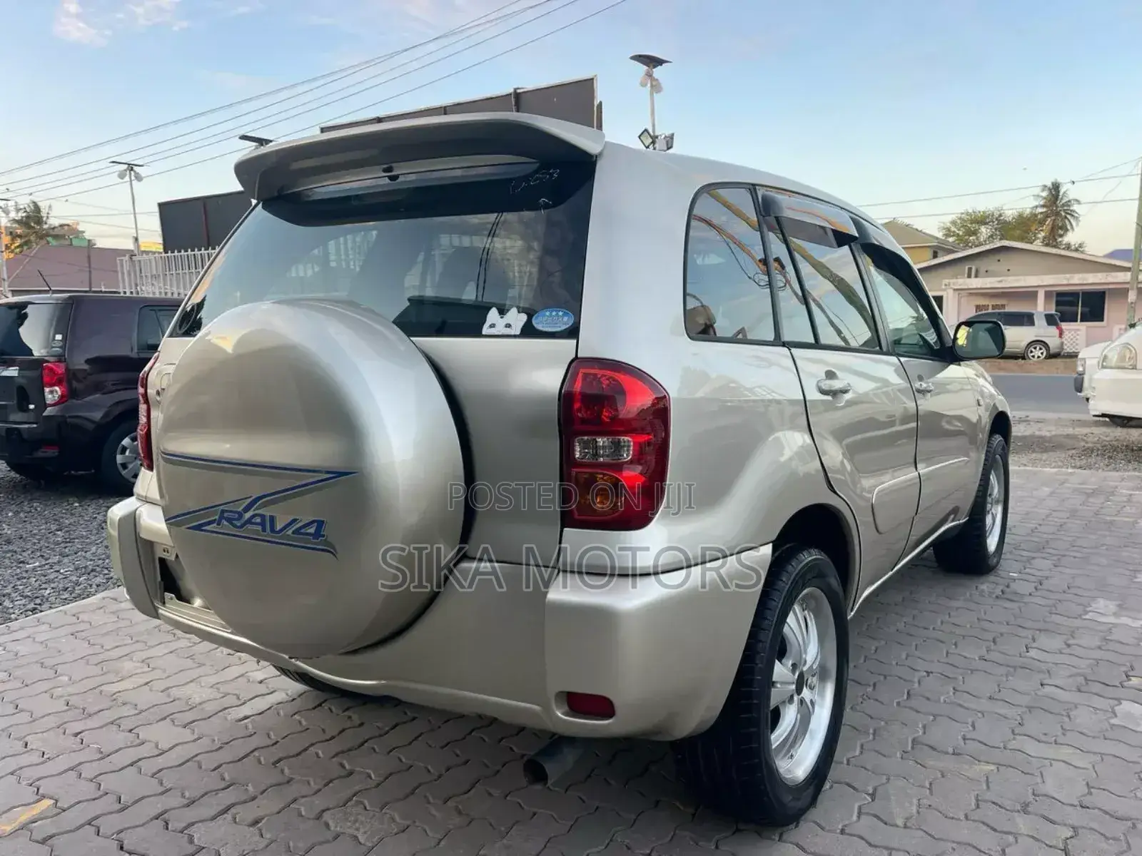 Toyota RAV4 2008 Gold