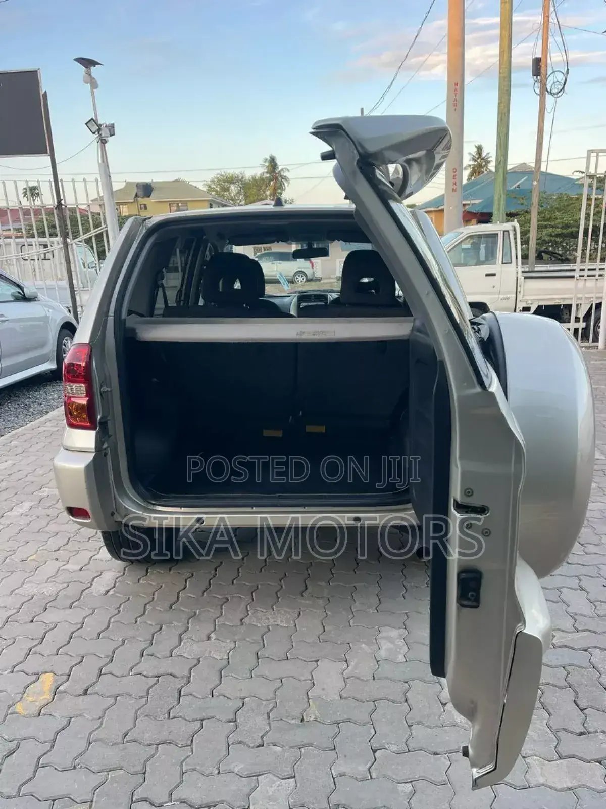 Toyota RAV4 2008 Gold