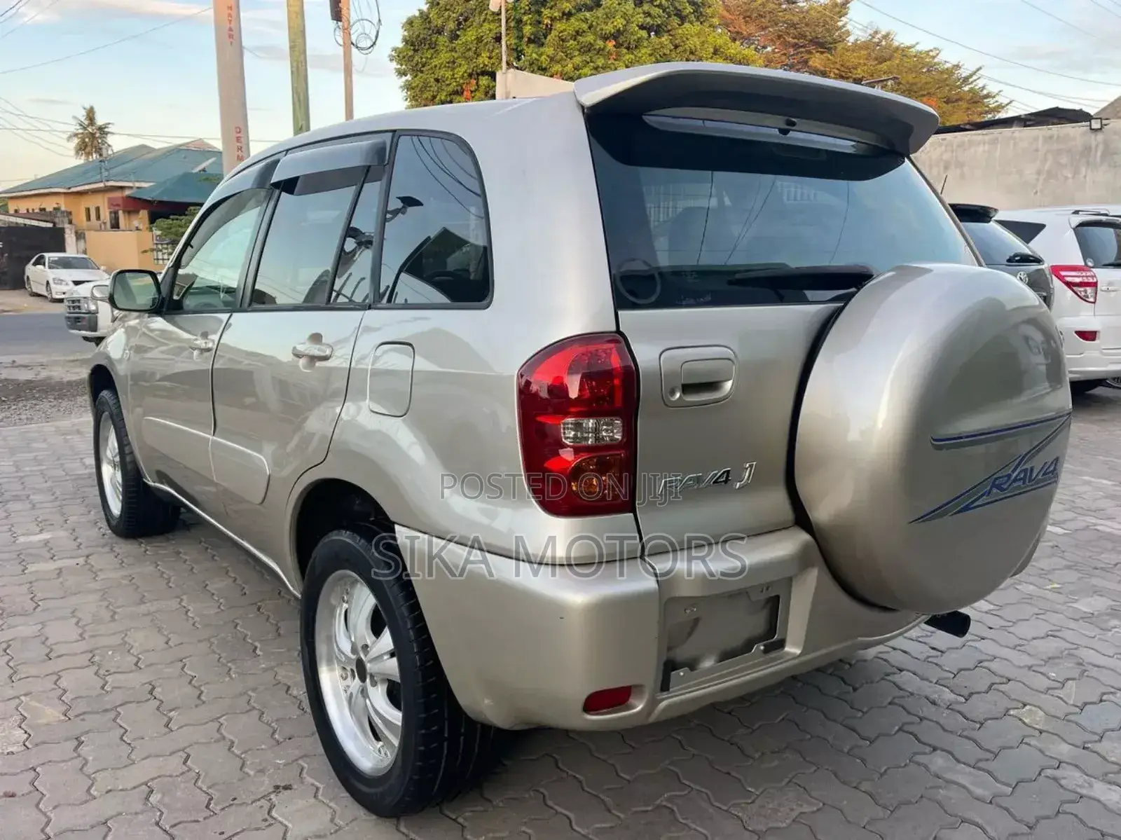 Toyota RAV4 2008 Gold