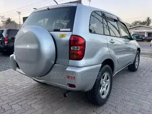 Toyota RAV4 2006 Silver