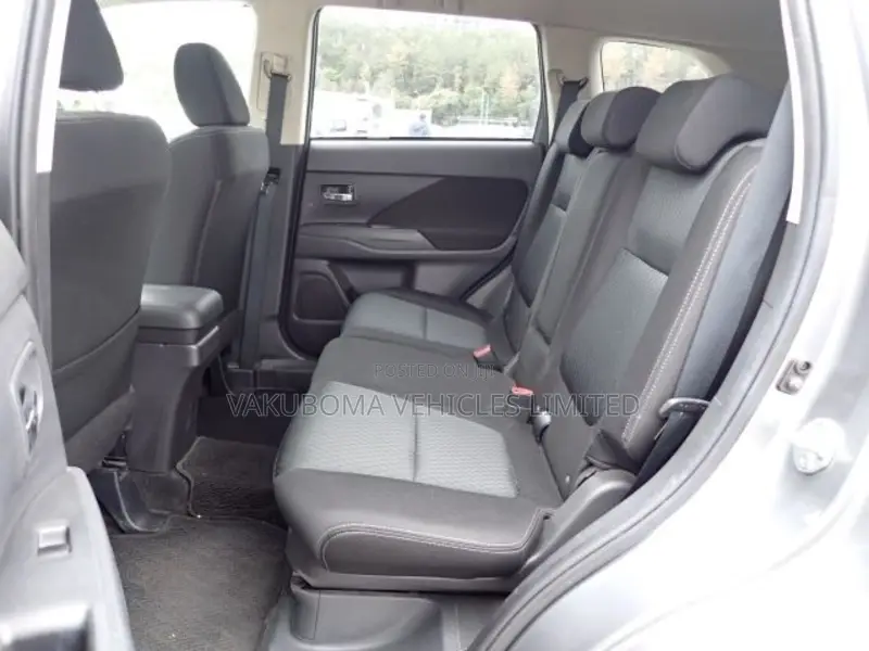Mitsubishi Outlander 2014 Gray