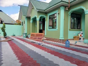 Furnished 3bdrm House in Biriani Real Estate, Chamazi for sale