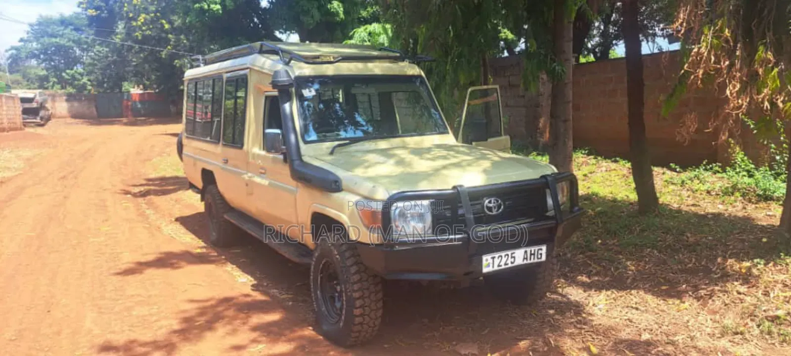 Toyota Land Cruiser 2003 Beige