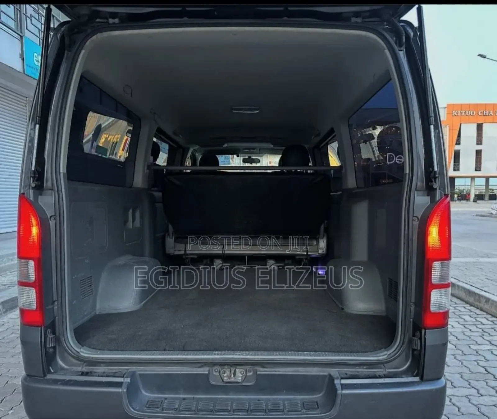 Toyota HiAce 2008 Black