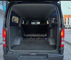 Toyota HiAce 2008 Black