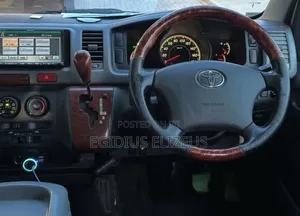 Toyota HiAce 2008 Black