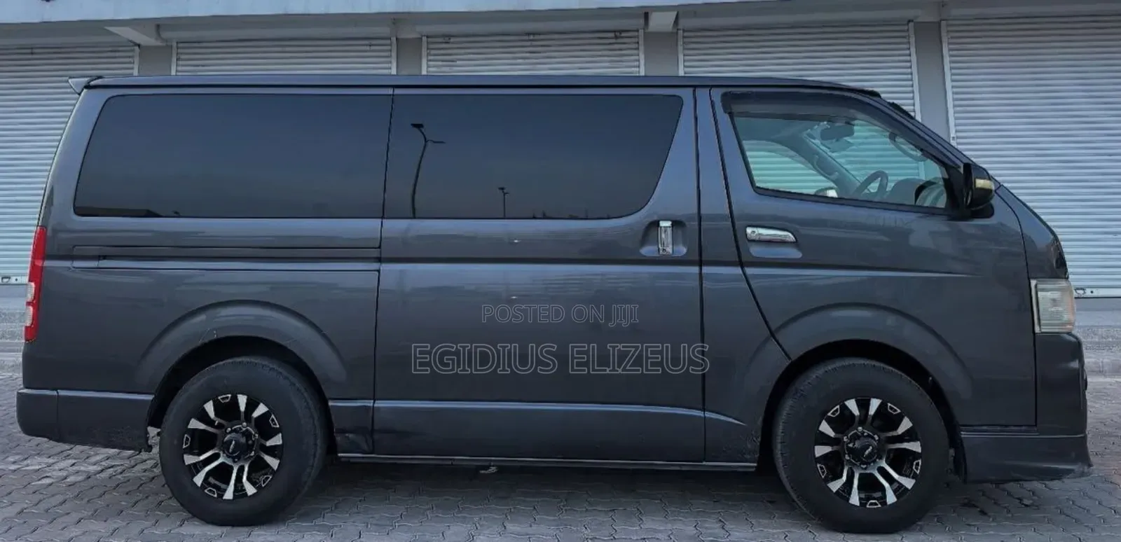 Toyota HiAce 2008 Black