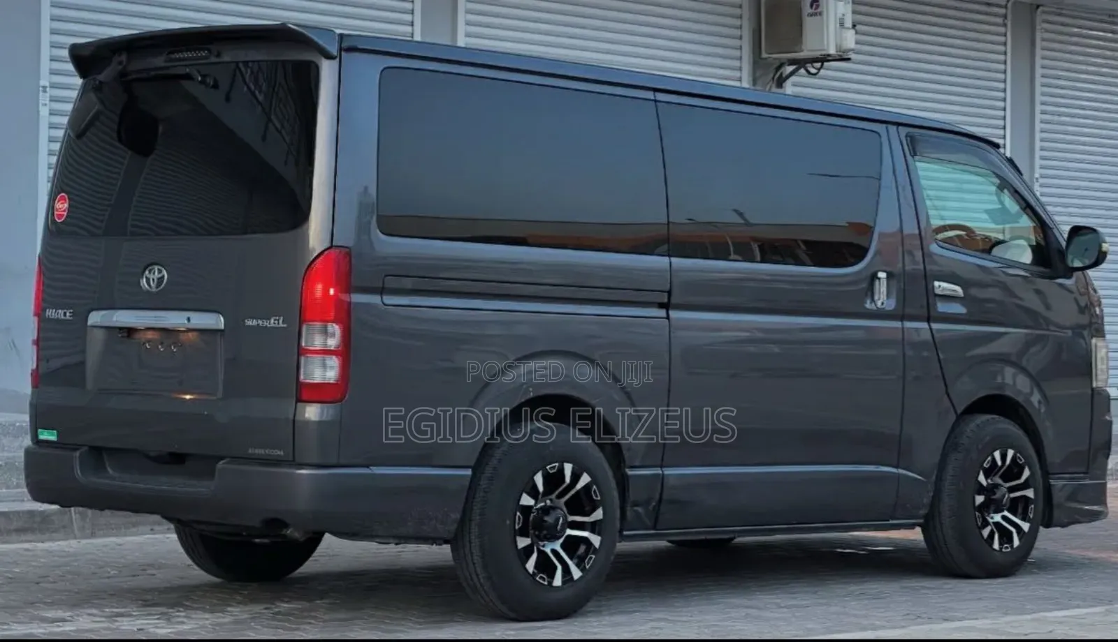 Toyota HiAce 2008 Black
