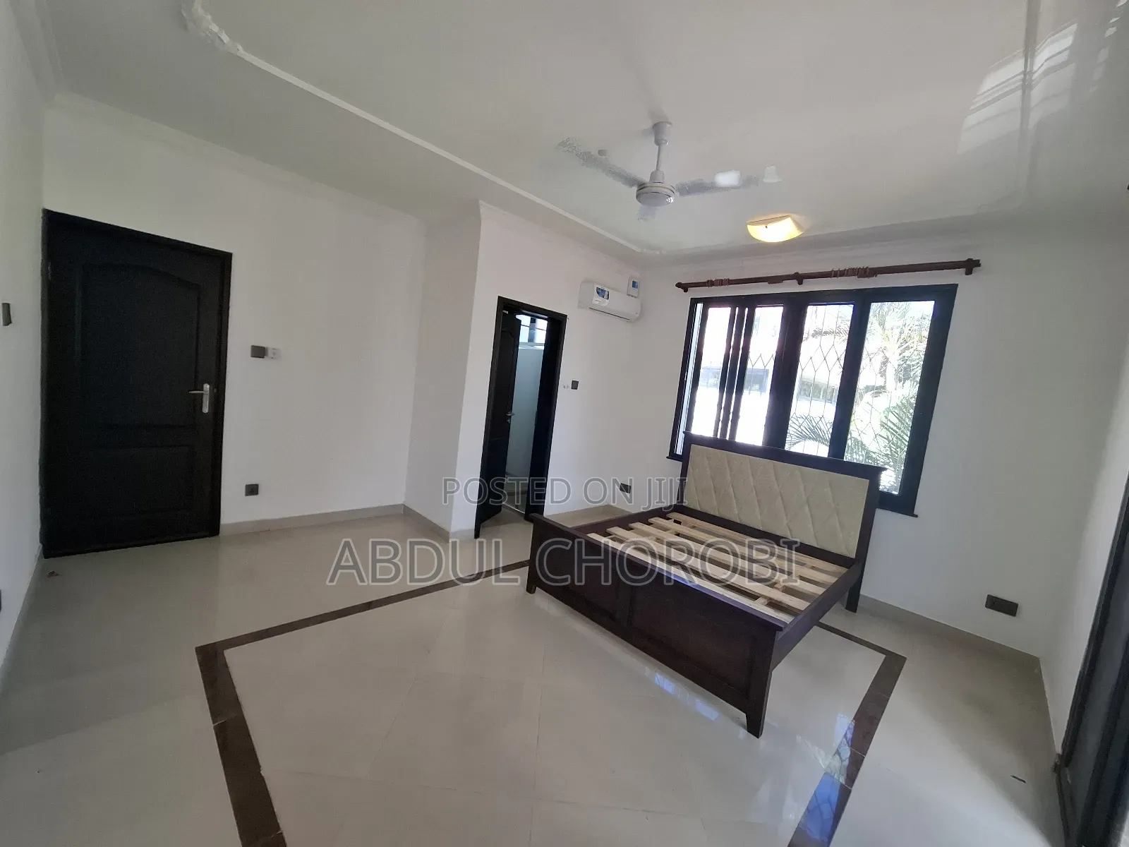 4bdrm Villa in Ada Estate for rent