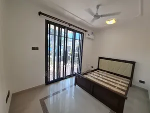 4bdrm Villa in Ada Estate for rent