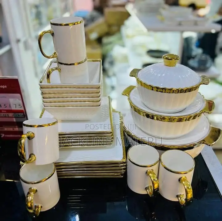Royal Dinnerset Ufito Wa Dhahabu 27pices