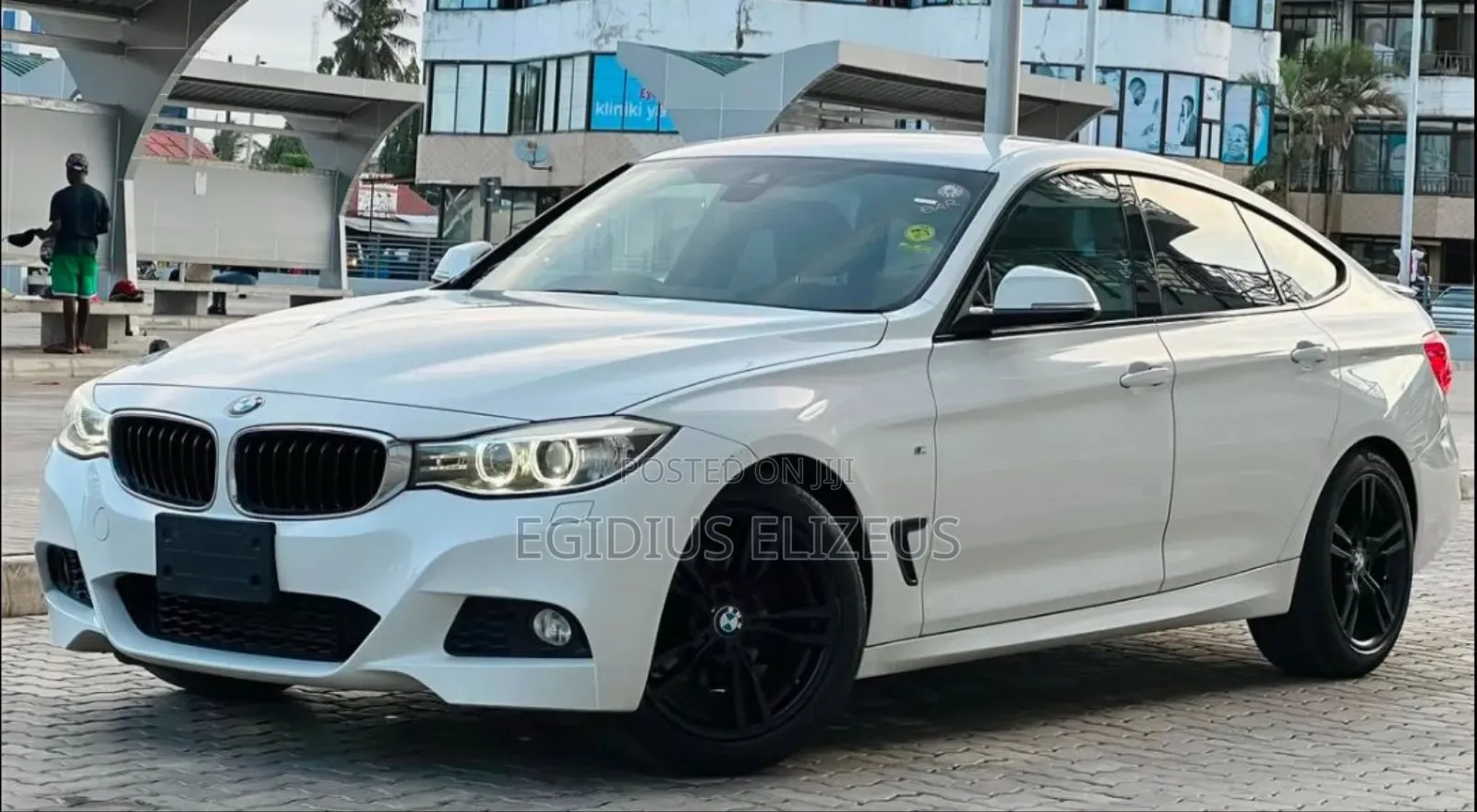 BMW 320i 2014 White