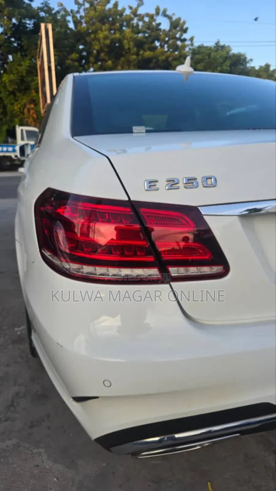 Mercedes-Benz E200 2008 White