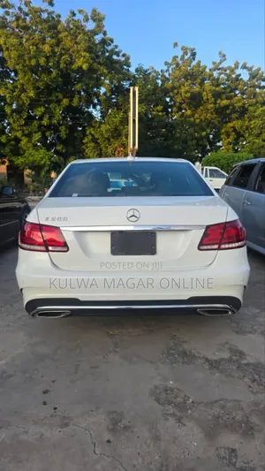 Mercedes-Benz E200 2008 White