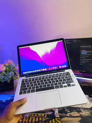 New Laptop Apple MacBook Pro 2015 16GB Intel Core I5 SSD 512GB