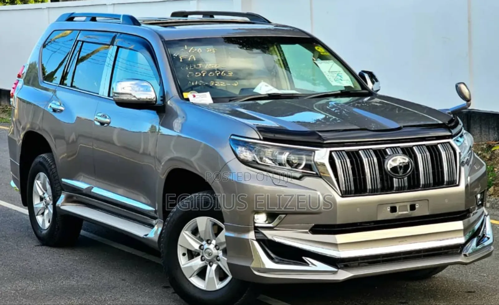 Toyota Land Cruiser Prado 2023 Gold