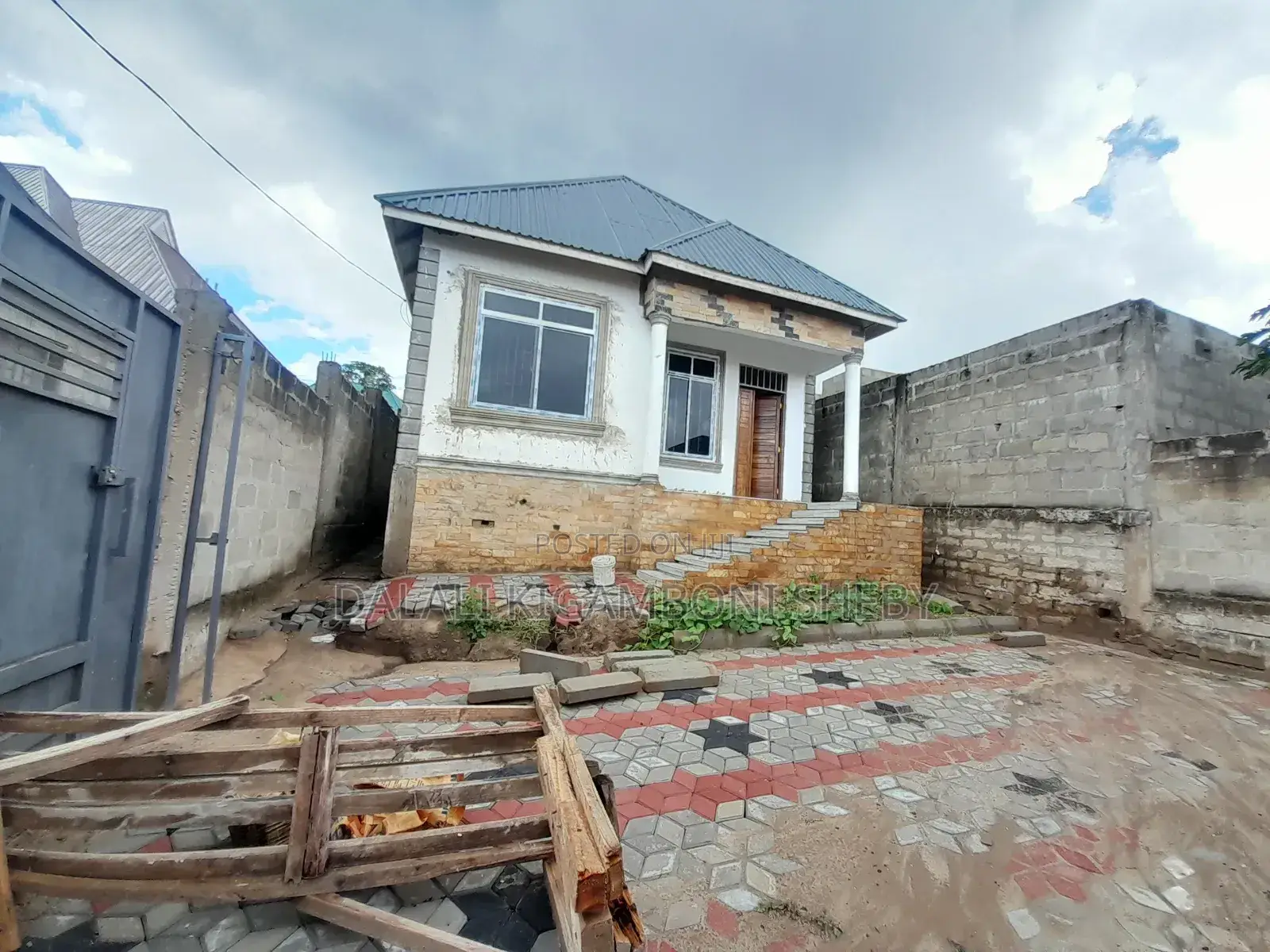 2bdrm House in Kigamboni Kibada for sale