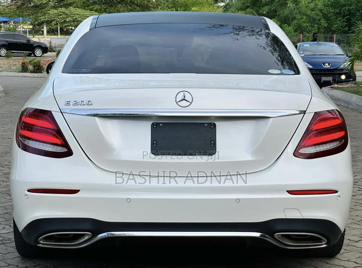 Mercedes-Benz E200 2016 White