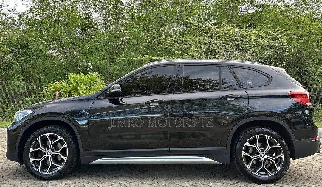 BMW X1 2020 Black
