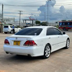 Toyota Crown 2009 White