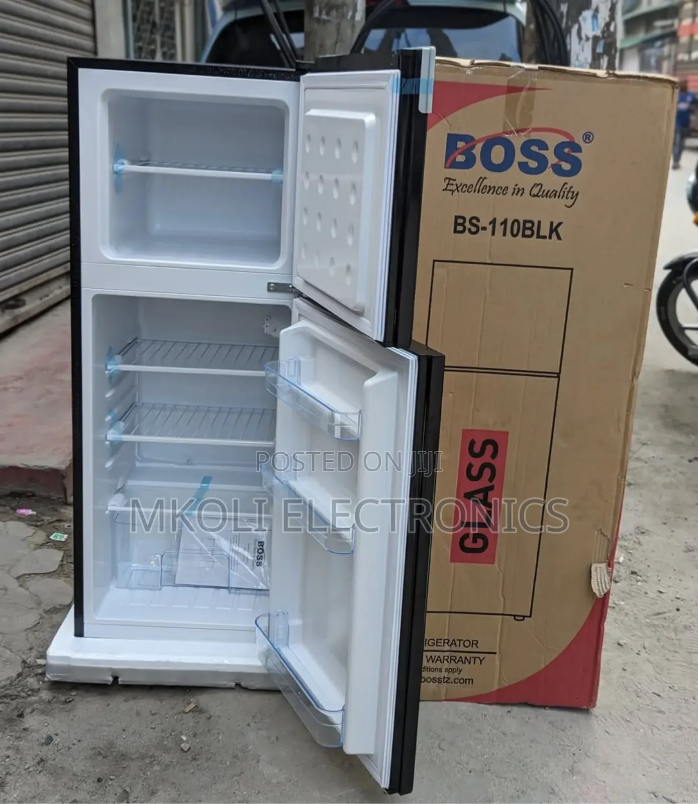 Boss Fridge Model 110 BLK