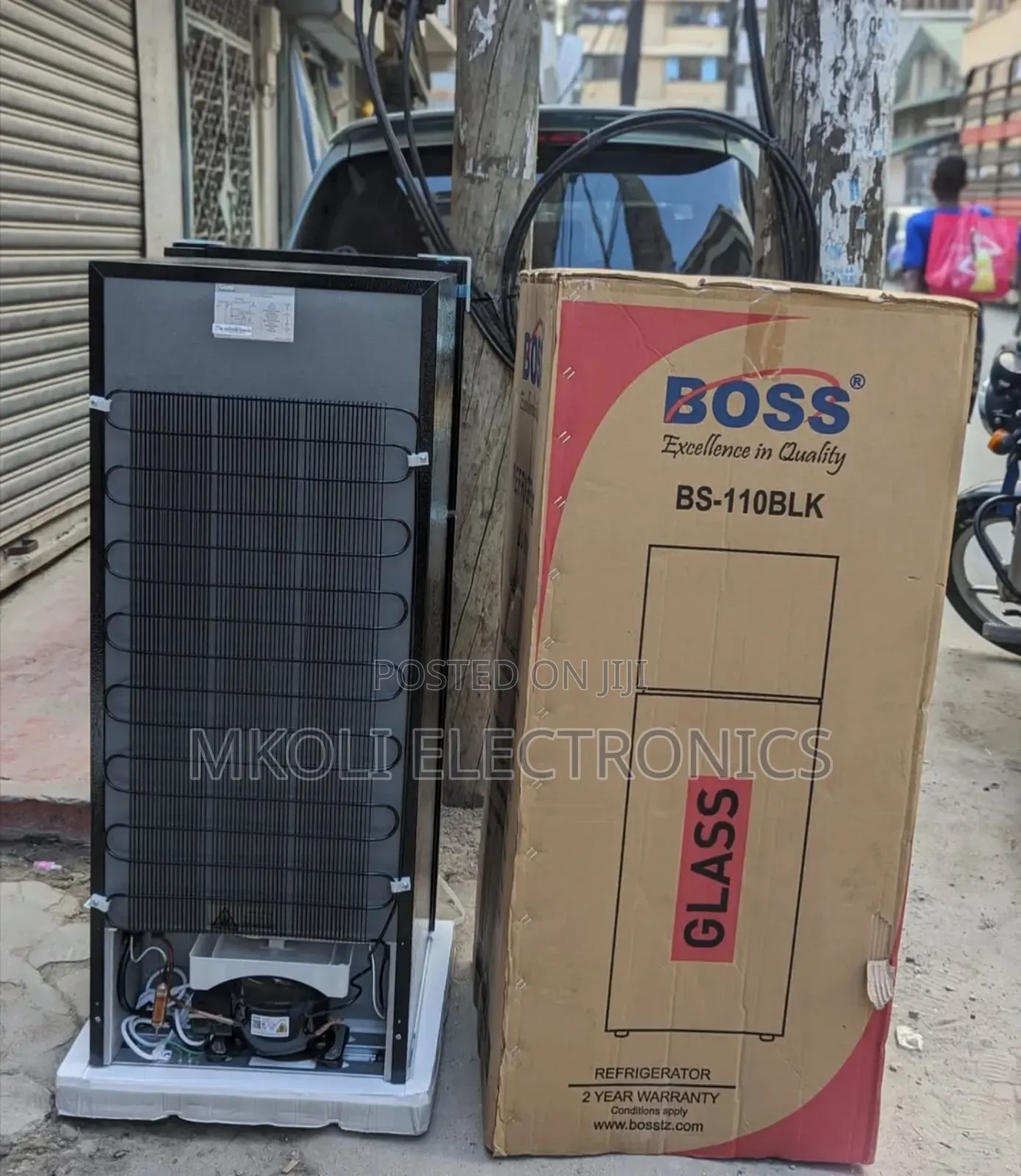 Boss Fridge Model 110 BLK