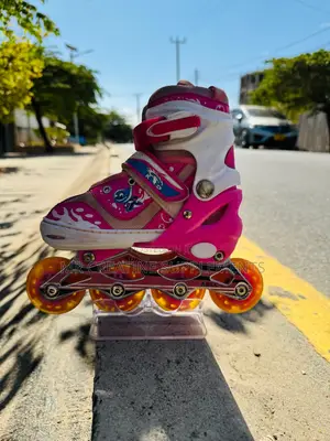 Photo - Pink Skating Shoes for Kids Roller
