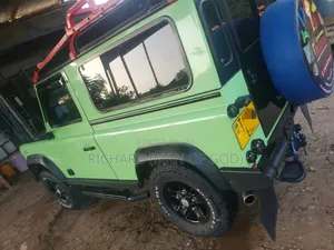 Land Rover Defender 2015 Green
