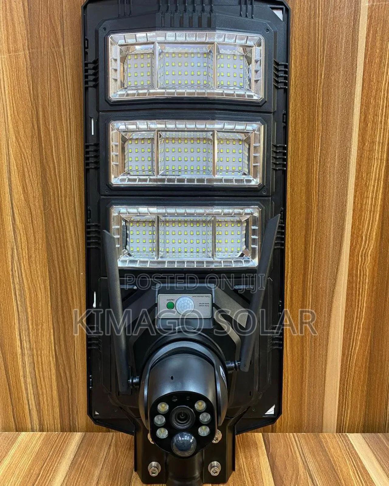 Get 2 in 1 Solar Street Light 450w and Camera