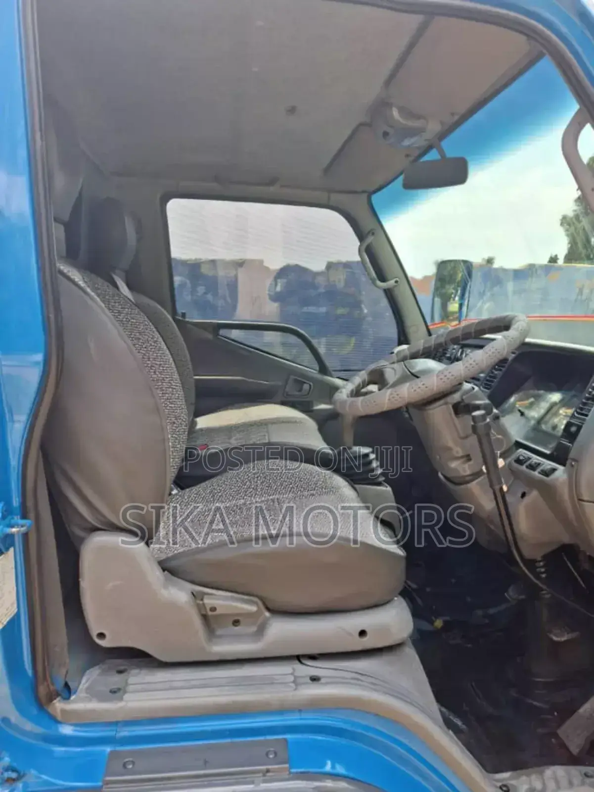 Mitsubishi Fuso Truck