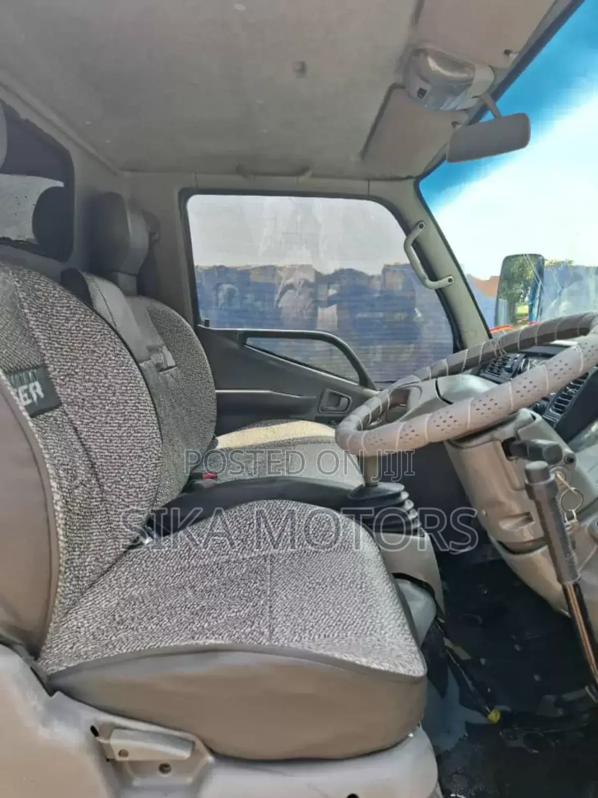 Mitsubishi Fuso Truck