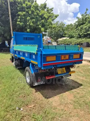 Mitsubishi Fuso Truck