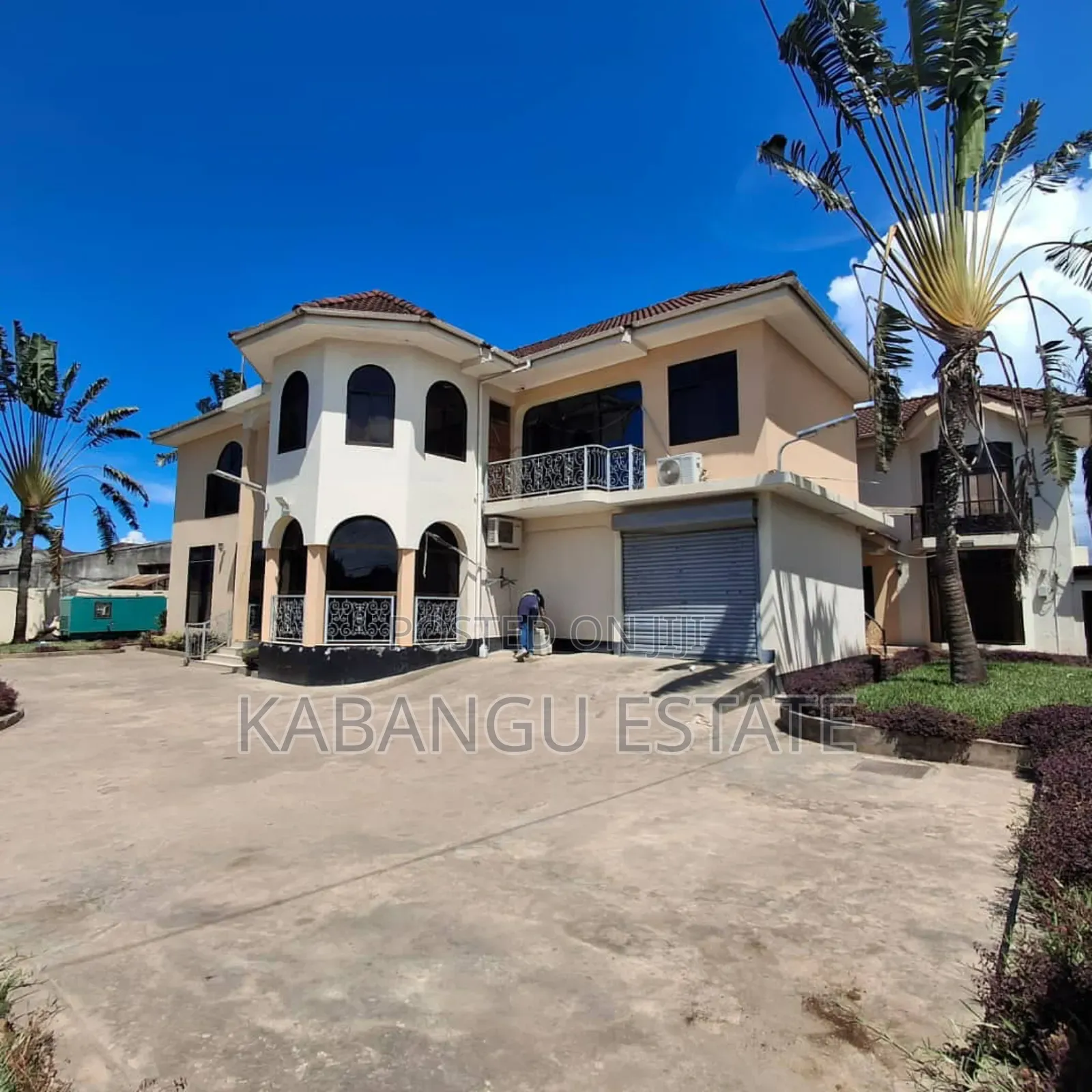 5bdrm House in Mbezibeach for rent