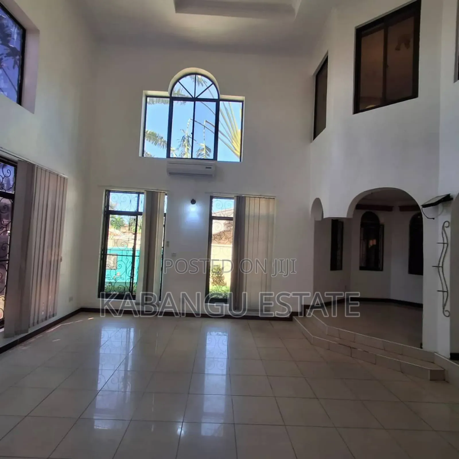 5bdrm House in Mbezibeach for rent