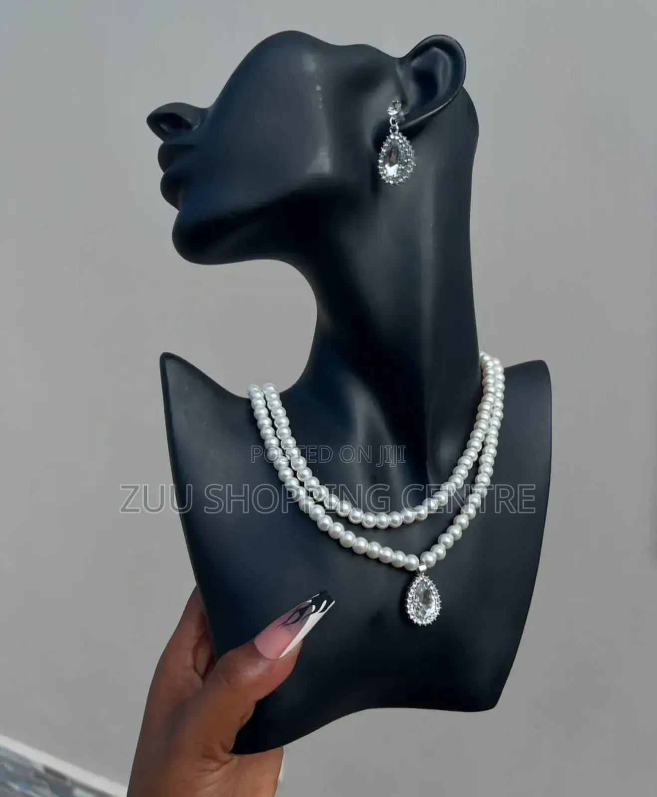Pearls Set