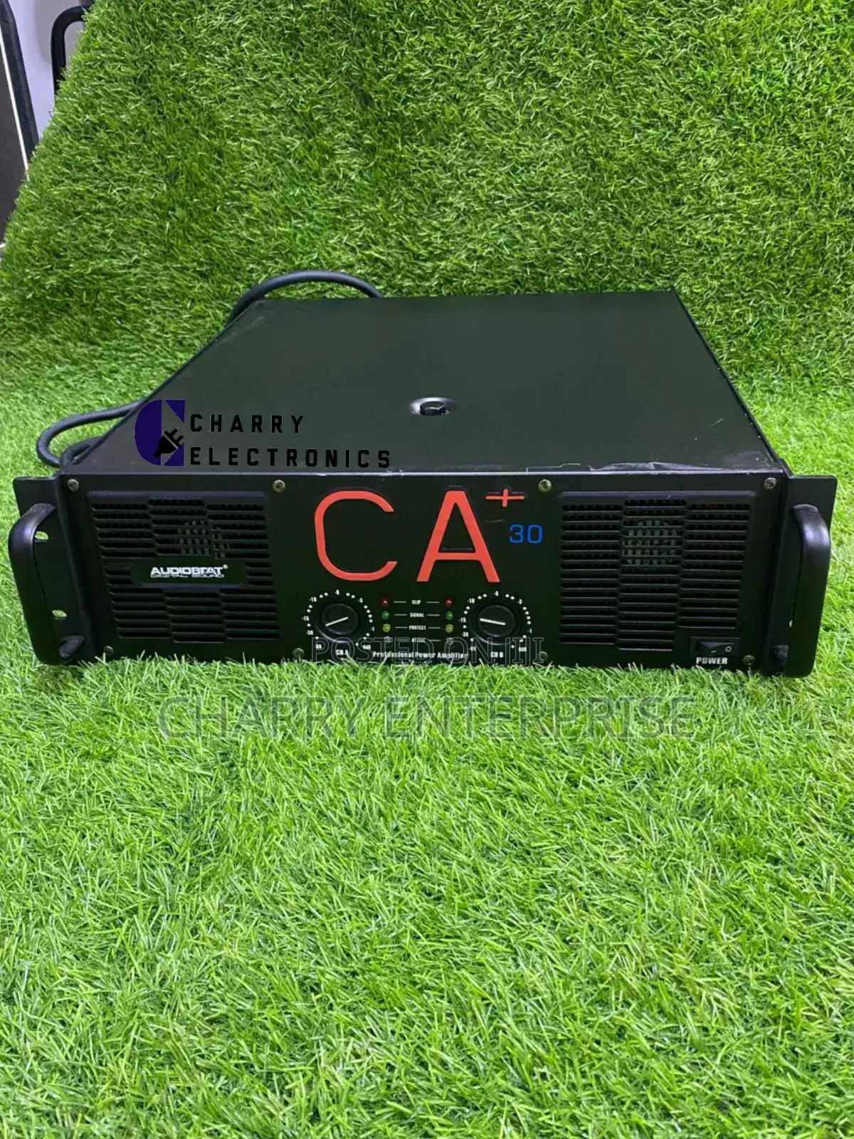 Quality Soundsoft Professional Booster/ Power Amplifier Ca30