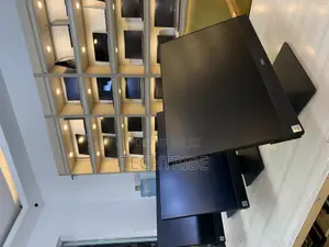 Desktop Computer Dell OptiPlex 5260 16GB Intel Core I5 SSD 256GB