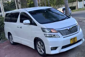 Toyota Vellfire 2010 White