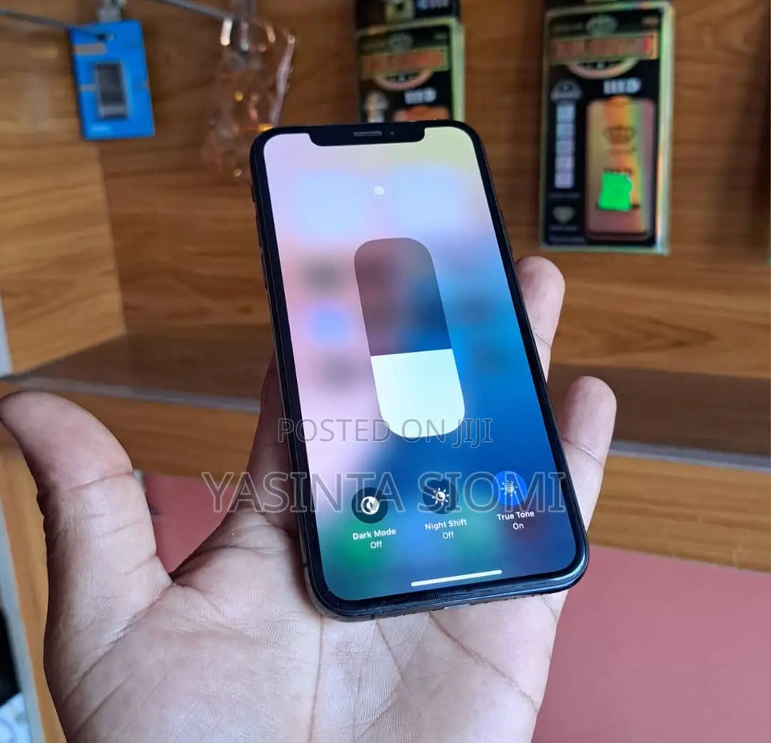 Apple iPhone XS 64 GB Black