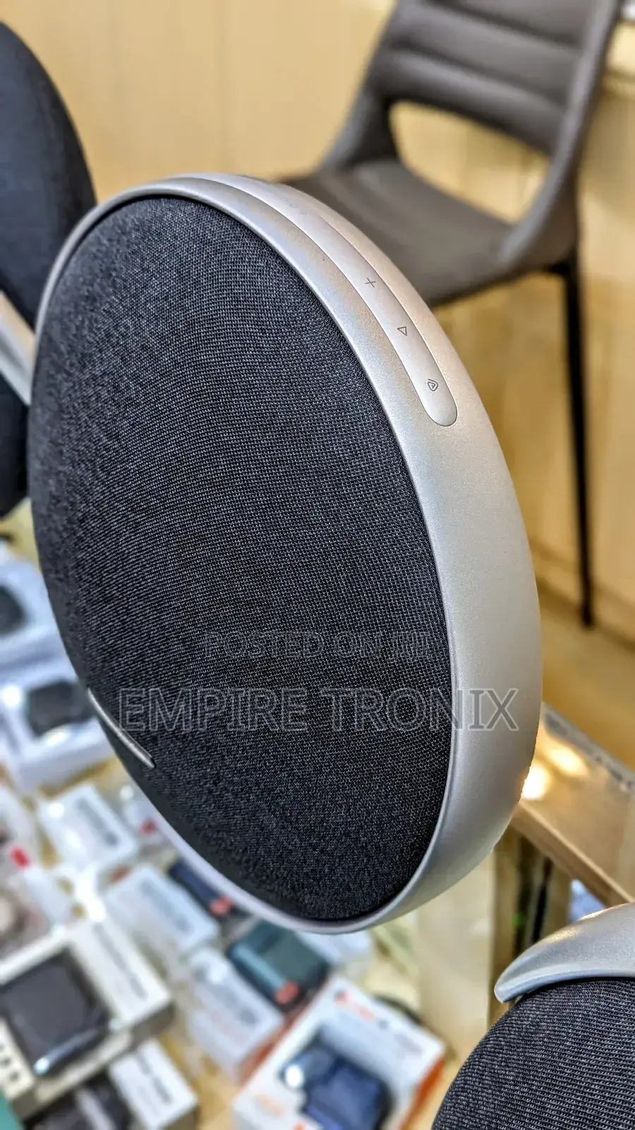 Harman Kardon Onyx Studio 9 Portable Bluetooth Speaker