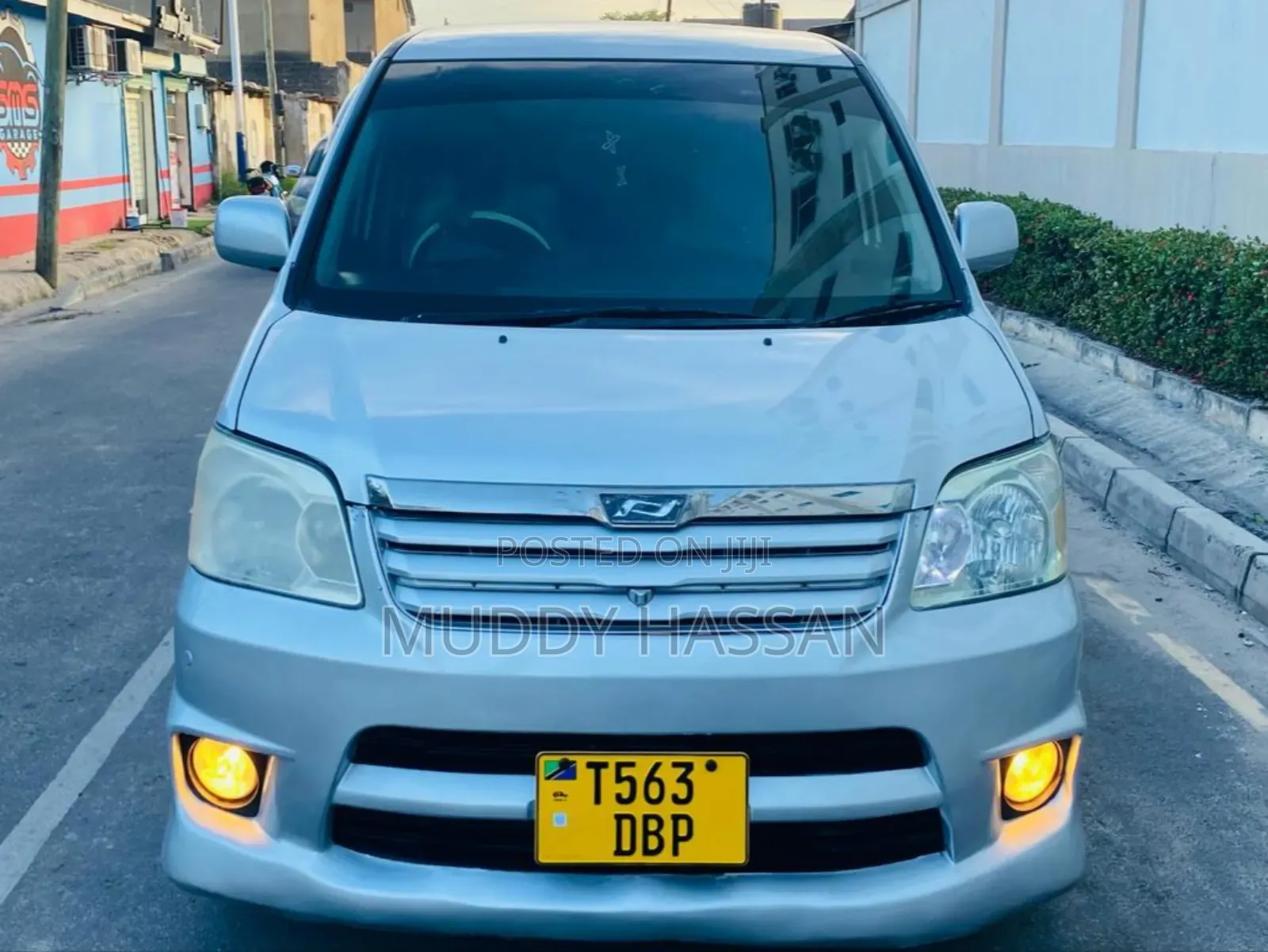 Toyota Noah 2008 Silver