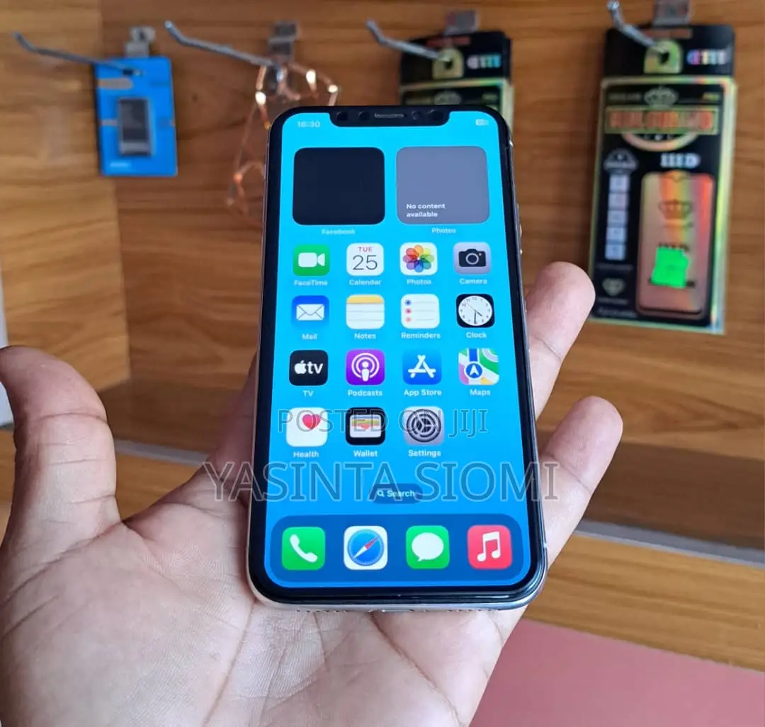 Apple iPhone X 64 GB White