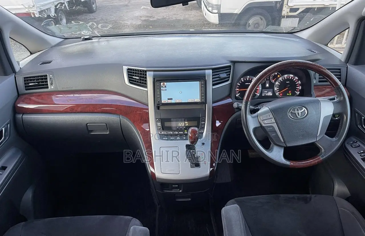 Toyota Alphard 2010 Black